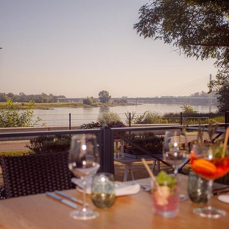 Weltrad Am Fluss Restaurant & Quartier Hotel Schonebeck  Bagian luar foto